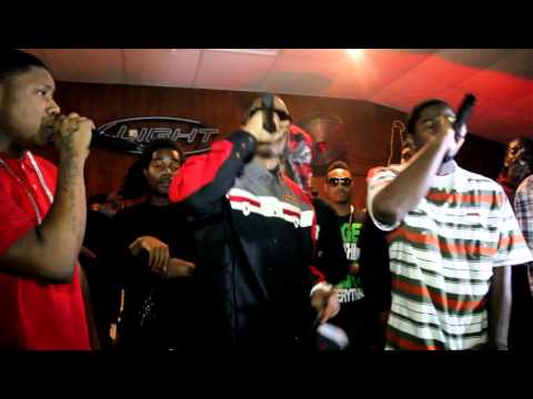 FLAME THA GAME PERFORMING LIVE "AIN'T GOIN" -BIRD & MISTA FLIKA FLAME