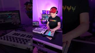 Download lagu Guess this Dubstep classic!! Medium difficulty 😅 #dubstep #throwback #launchpad #music mp3 Download lagu Guess this Dubstep classic!! Medium difficulty 😅 #dubstep #throwback #launchpad #music mp3