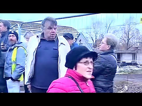 💥PĻAVNIEKI UN ĶENGARAGS UZSĀK CĪŅU PRET MISKASTES FABRIKU KRUSTPILS IELĀ 17.