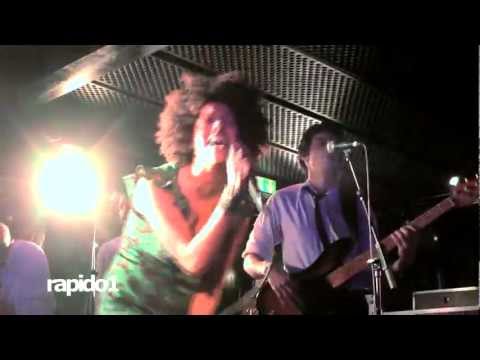 The Buttshakers "I've Been Abused"  Paris 2011