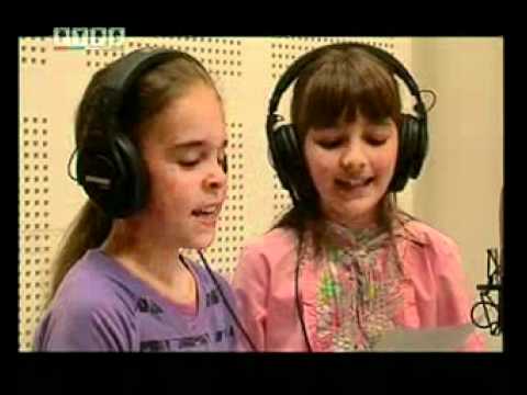 Djurdjevdanski festival 2011 - Himna 1.flv