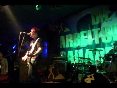 15 Jahre Die Arbeitslosen Bauarbeiter live im Flower Power - Horizont