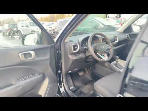 2023 Hyundai Venue Essential