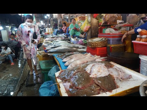 Samaki Kampot Town Market Scene - Fresh SeaFood, Durian & More Food Selling in Phsa Samaki Kampot