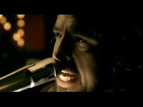 FOO FIGHTERS - WHEELS  (OFFICIAL MUSIC VÍDEO)