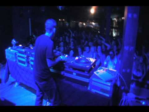 RJD2 & DJ SLAM Live at the Paragon Theatre 2010