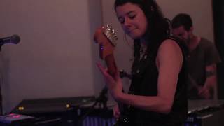 Sabine Holler - Hot Sauce (Live no Estúdio Aurora)