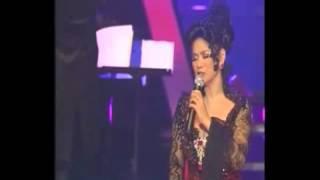Download lagu Cinta - Vina Panduwinata (Viva Vina Concert with lyrics) mp3