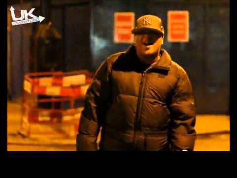 Chunks Ft. Dru Blu (Don Strapzy) - At It