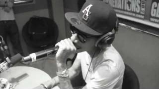 Wiz Khalifa - Roll Up (Live) in Studio Of A French Radio (generations88.2)