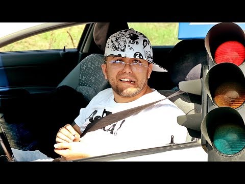 Tipuri de oameni care așteaptă la semafor #3Chestii