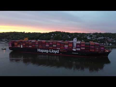 Hapag Lloyd Berlin Express sailed into Hamburg at a magical sunset.