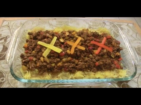 Baked spaghetti squash with ground beef by Creative...