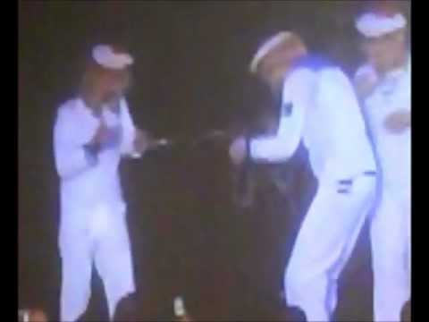 BIO * SOIREE ENTREPRISE - LES BRATISLA BOYS STACH STACH (LIVE 2007).wmv