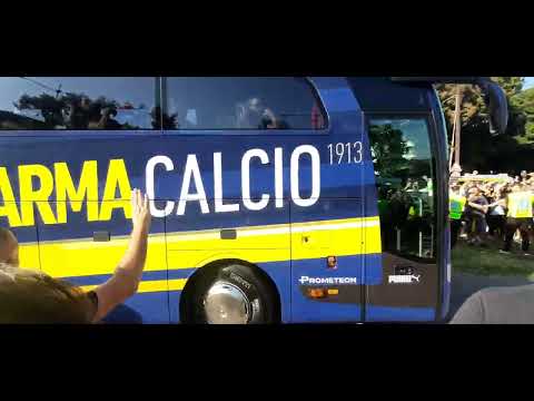 Derby Parma-Reggiana, arrivo pullman Crociato