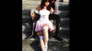 Gothic Lolita Fashion/Emilie Autumn Syringe