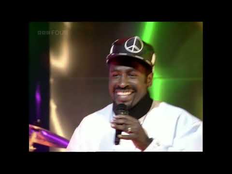 Pato Banton with Ranking Roger - Bubbling Hot (Second Performance) - TOTP - 20 04 1995