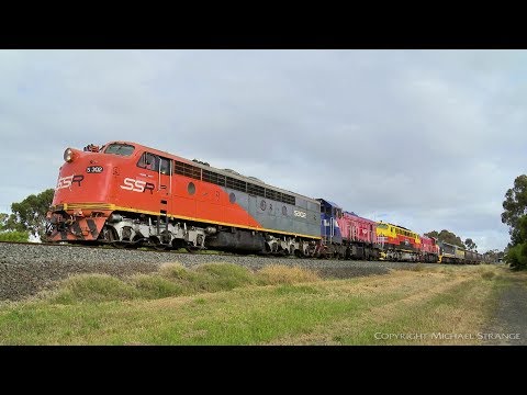 SSR Broad Gauge Grain Train With 6 EMD Locomotives - PoathTV Australian Railways