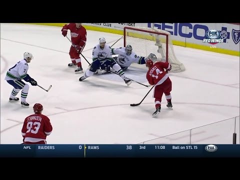 14/15 RS: Van @ Det Highlights - 11/30/14