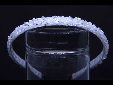 Обруч для прически белый серебристый с бисером и бусинами White & Silver Обруч для волос Ручная работа - фото 1 - id-p1418683769