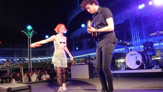 PARAHOY!: Paramore - Interlude: I&#39;m Not Angry Anymore Live 3/9/14