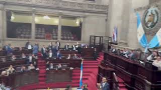 Así celebraron los diputados el triunfo de la selección de fútbol de Guatemala