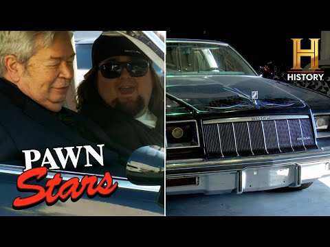 Chumlee Spends $5k on the "Stupidest Thing I've Ever Seen" (Season 4) | Pawn Stars