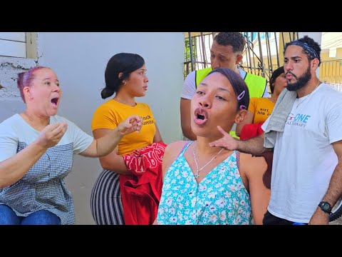 LOS VECINOS PASAN UN MOMENTO INOLVIDABLE A CAUSA DE LA BANQUERA - EL PATIO ( CAPÍTULO 12)