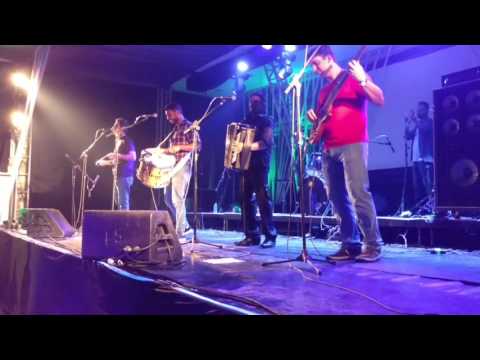 Isaac do Acordeon e Forró Raiz - Coração, etc...