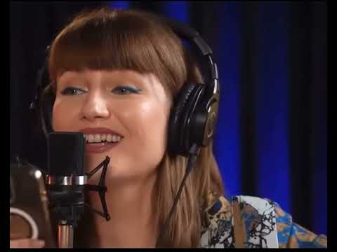 Uhai bade. Alexandra Ungureanu feat. Horia Brenciu.