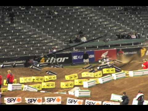 Pastrana races Hansen.mov