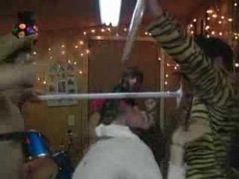 Ulysses 31 music video (80s cartoon intro REMAKE/spoof!!)