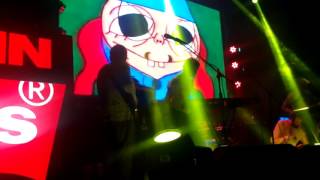 Pond - Midnight Mass (At the Market St. Payphone) (Live at Blondie, Santiago Chile. Nov - 5 - 2016)