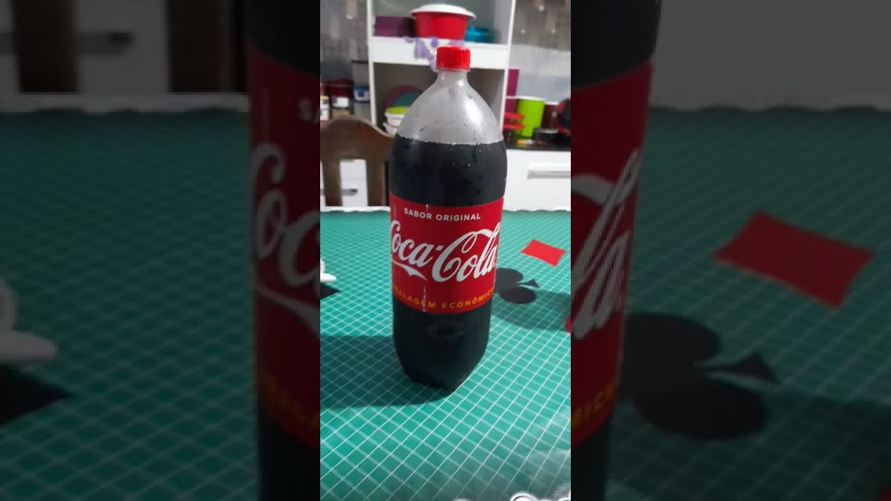 encontrei uma coca-cola de 3 litros :0 #comedia #shorts