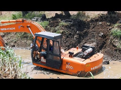 EXCAVATOR VIDEOS For KIDS | TATA HITACHI 200 Struggling in mud | Amazing driving skills
