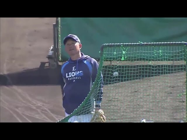 【ライオンズ春季キャンプ】ライオンズ・辻監督 バッティングピッチャーで登板!? 2021/2/19