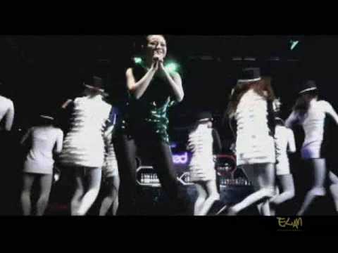 [MV] Woo Yi Kyung feat Jeon Ji Yoon (4Minute) - Look Only At Me