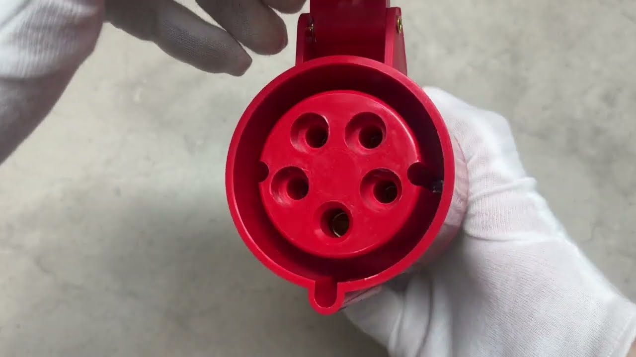 Розетка переносная 225 3Р+РЭ+N 32А 380-415В IP44 A0080020006