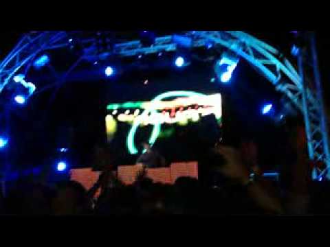 Bobby Burns play Ansol vs. Dzeko & Torres - Y3AH!  @ Aquarius Zrcè 12-08-2012