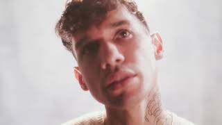 Hotel Apache  - LIVE2CHANGE (Official Music Video)