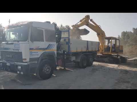 IVECO TURBO STAR 240 36 - CATERPILLAR 215 BLC
