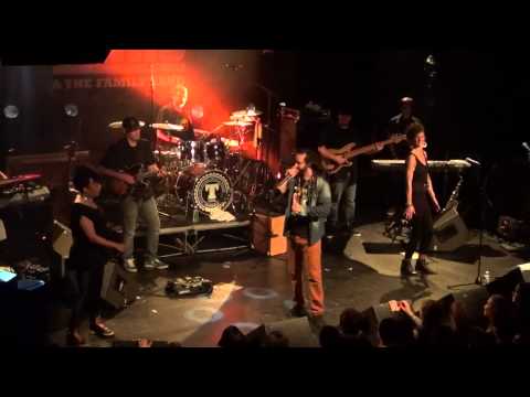 TAIRO & THE FAMILY BAND FEAT KENYON HD