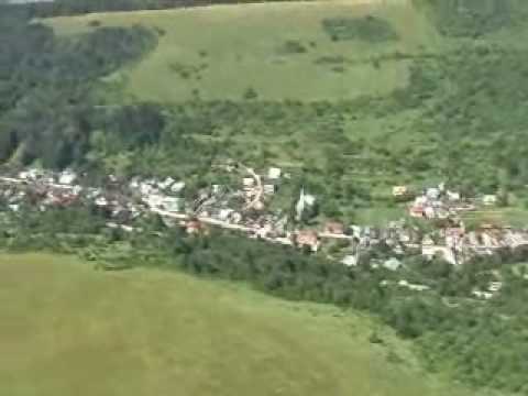 Letecký pohlad na obec Kolárovice