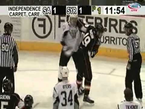 Patrick Maroon vs Nolan Yonkman
