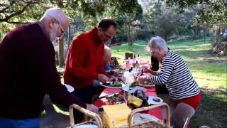 preview picture of video 'Aussie BBQ, Camp Fire & Blues on the River'