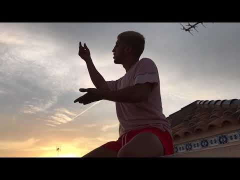 Love Y-i Valvanne - Don't 1A Breathe