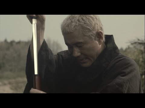 Zatoichi (Takeshi Kitano)'s cane katana cuts up Yakuza gang