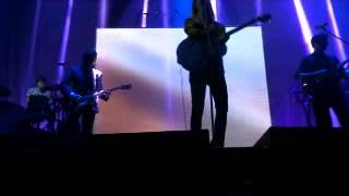 Mark Ronson ft Kevin Parker - Leaving Los Feliz (Live Metro City, Perth Australia 22 July 2015)