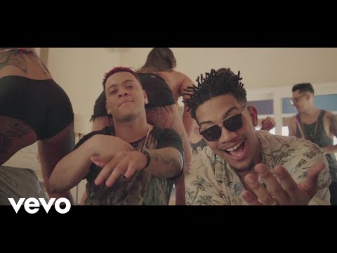 Os Cretinos, Bevíck - Dona Moça