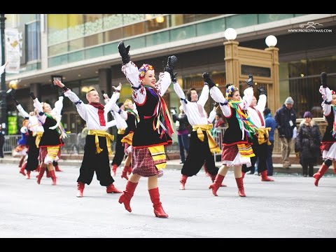 На День Подяки в центрі Чикаго українці танцювали гопак на морозі 